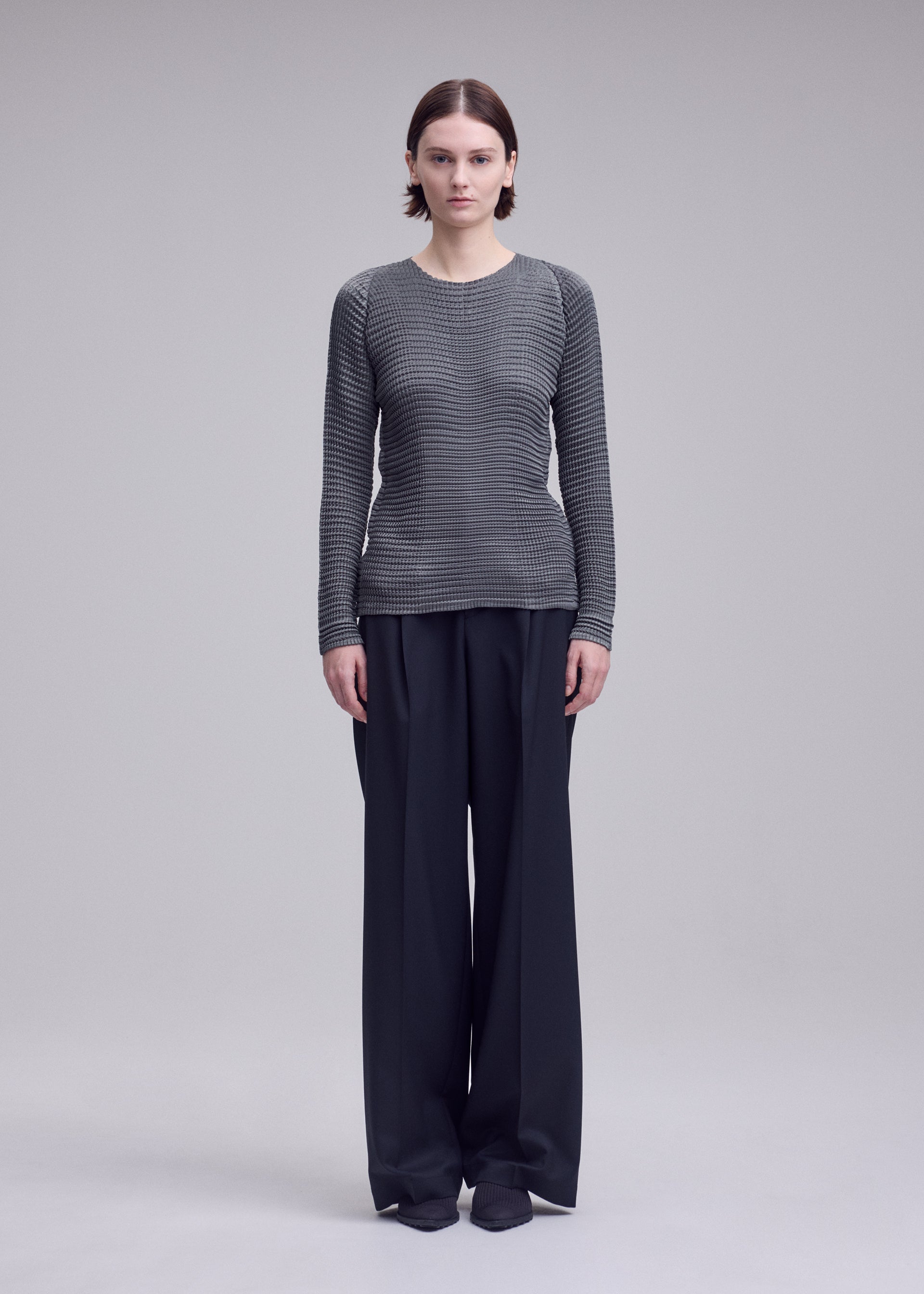 Issey Miyake Suede Like Pleats triko černá, vel. 2