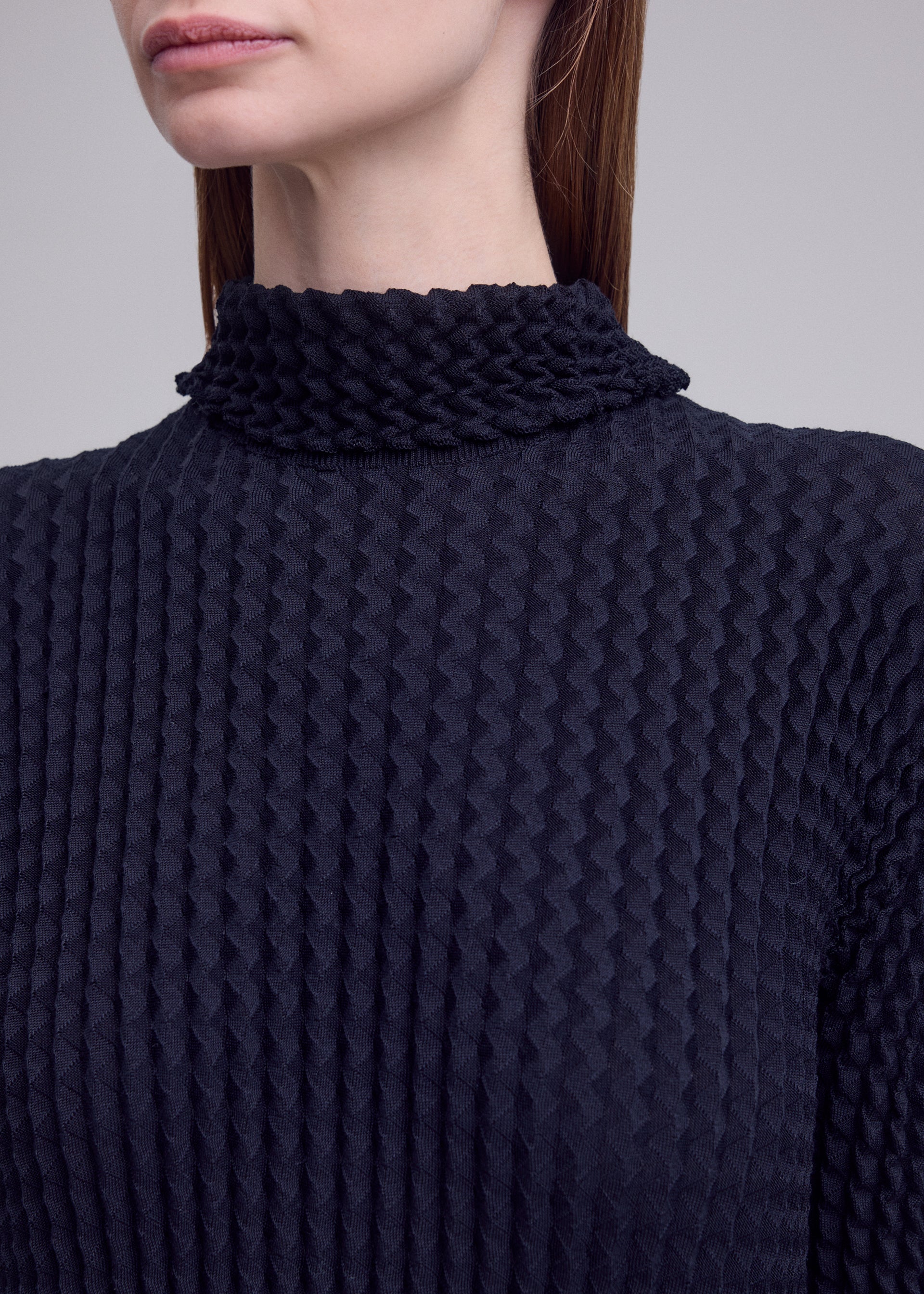 Issey Miyake Spongy BK-68 šaty černé pletené