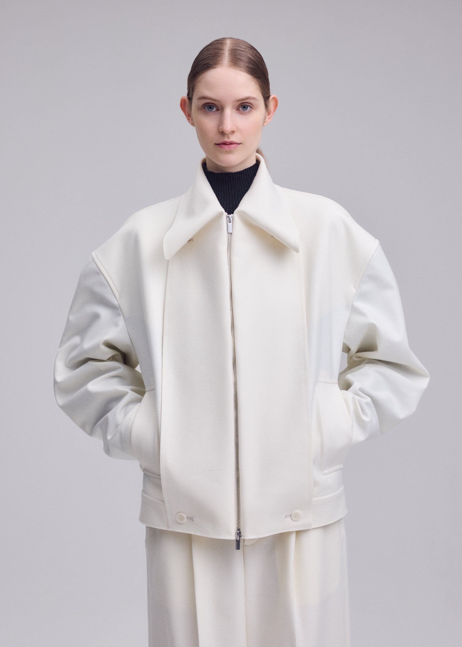 Issey Miyake SHELL bunda off-white vlněný úplet