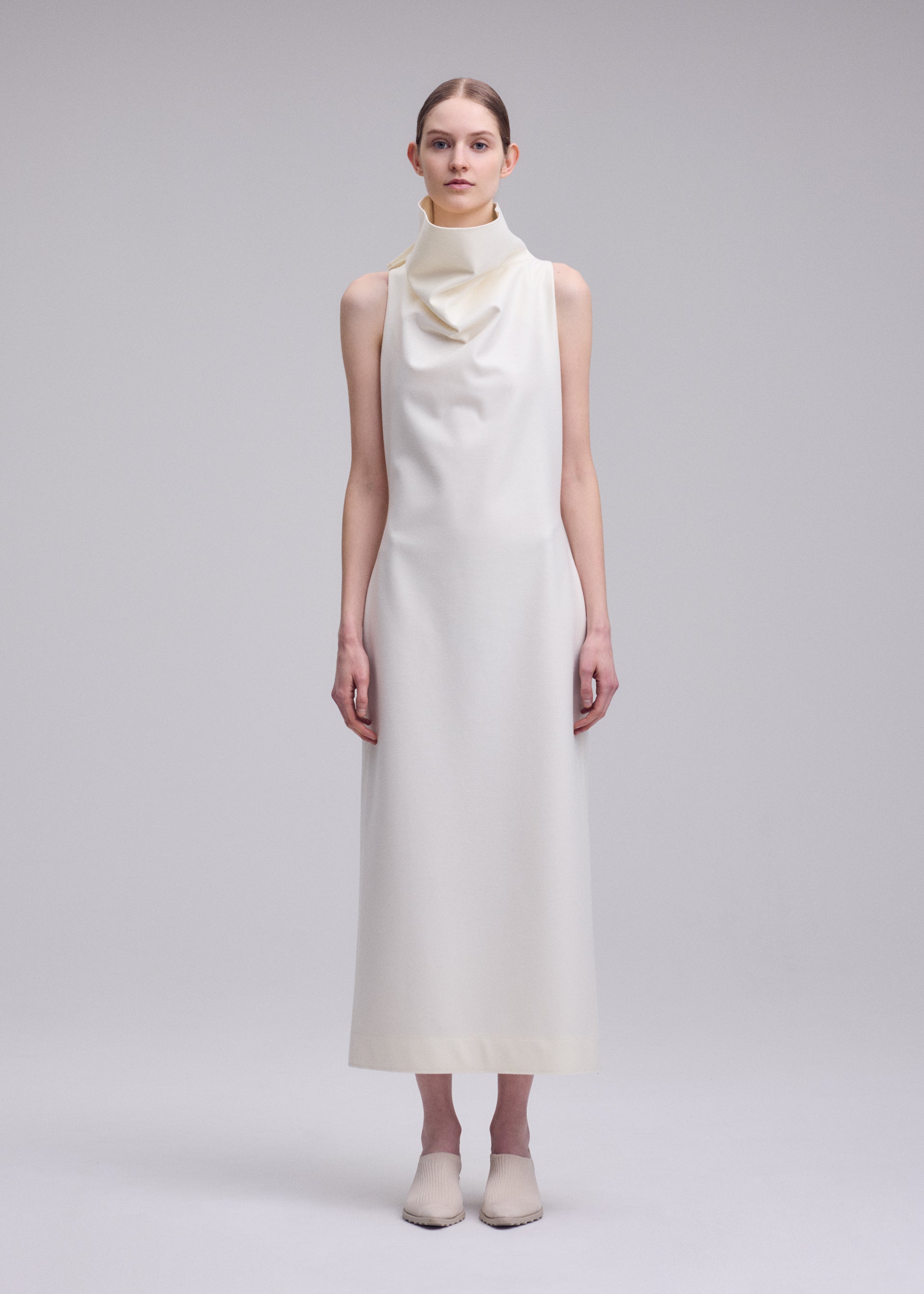 Issey Miyake Shell šaty bez rukávů bílé