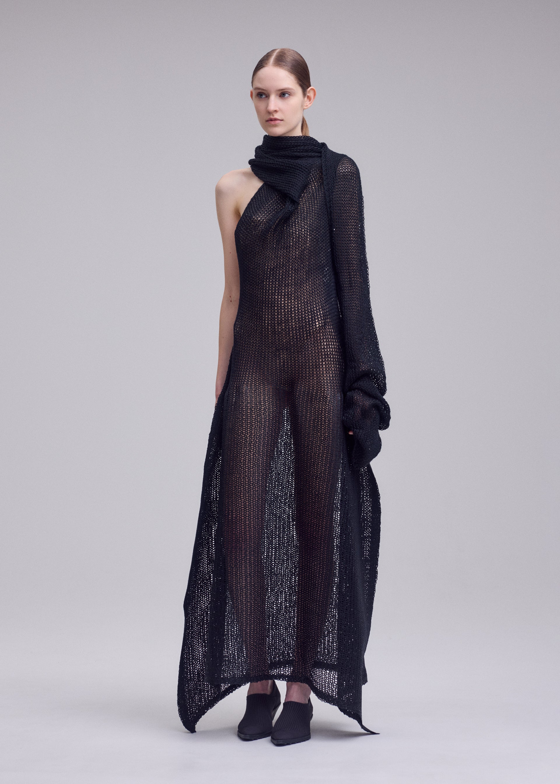 Issey Miyake Panini Pulled šaty black lisované