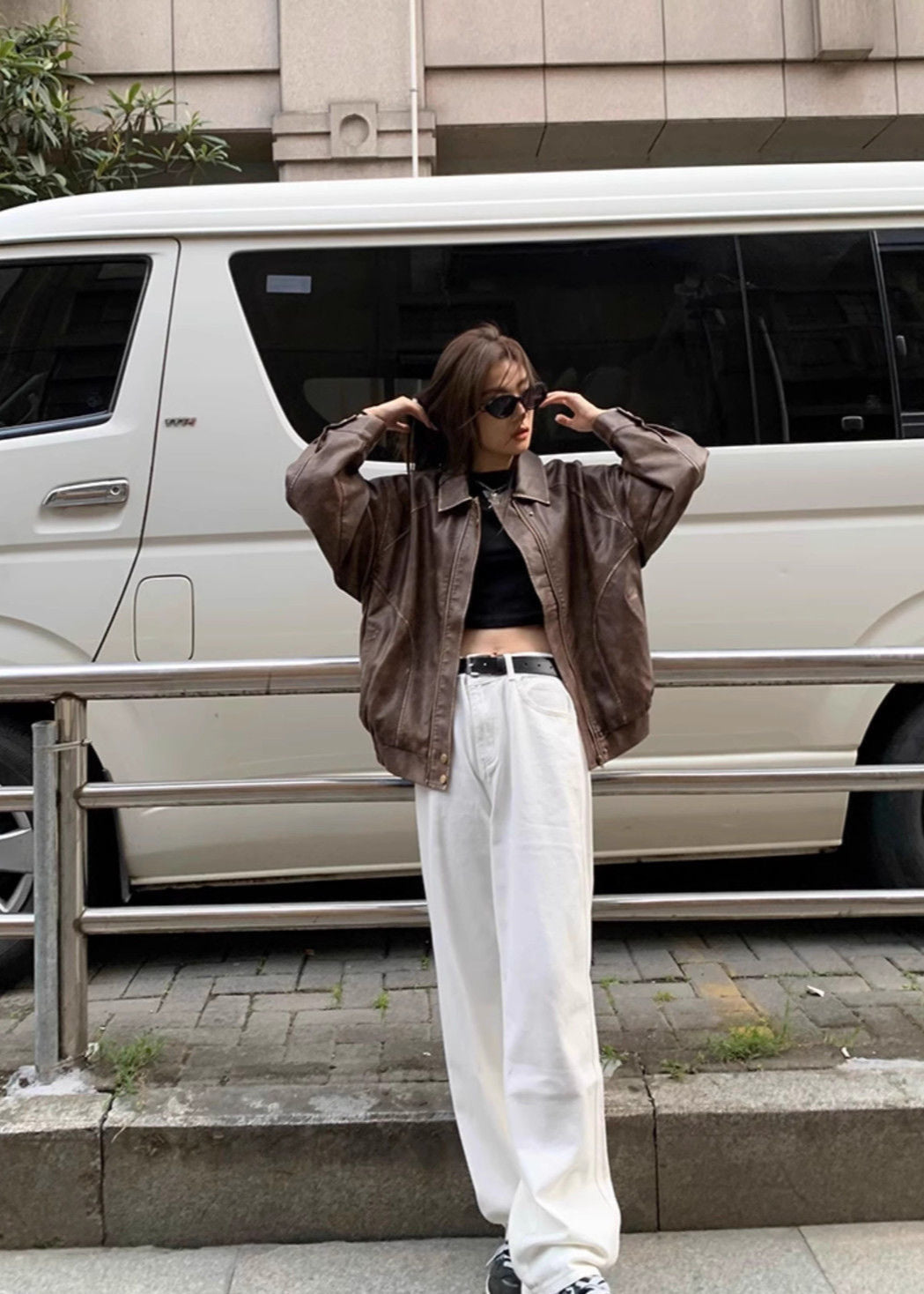 Norielle Nova oversize bunda z eko kůže hnědá