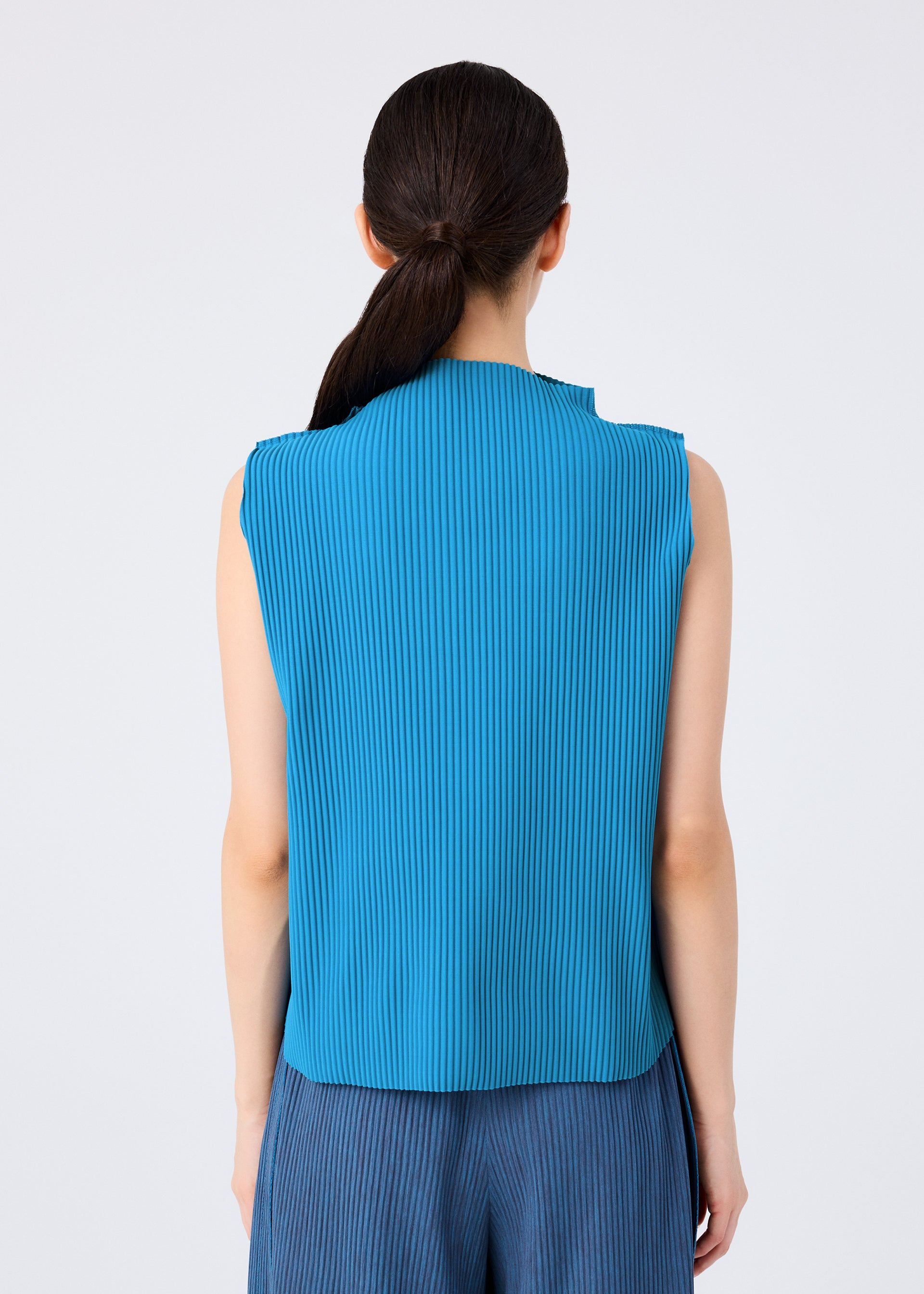 Issey Miyake Round Pleats top canary yellow plisovaný