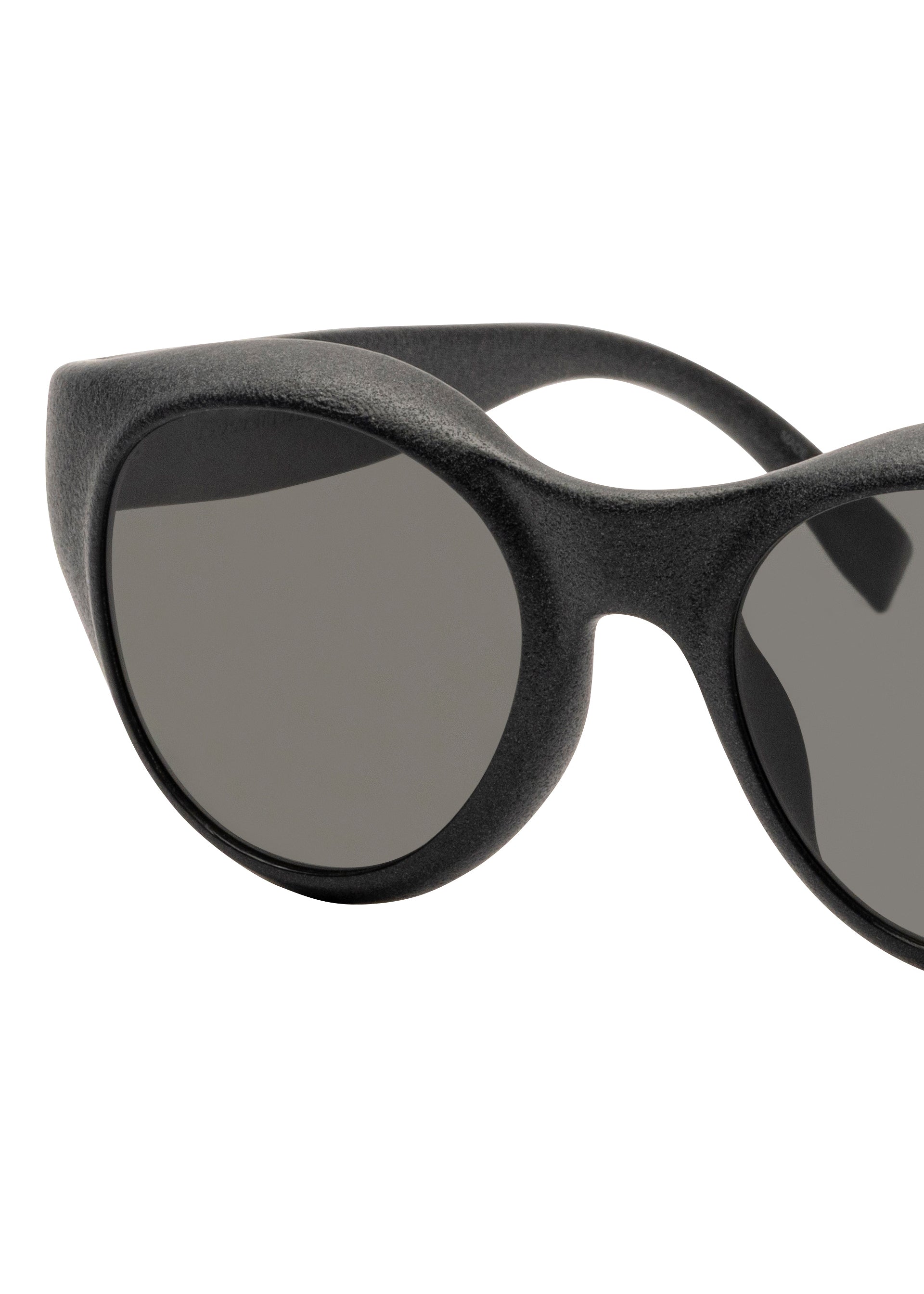 Issey Miyake Eyes Grit-Boston sluneční brýle tmavě šedé