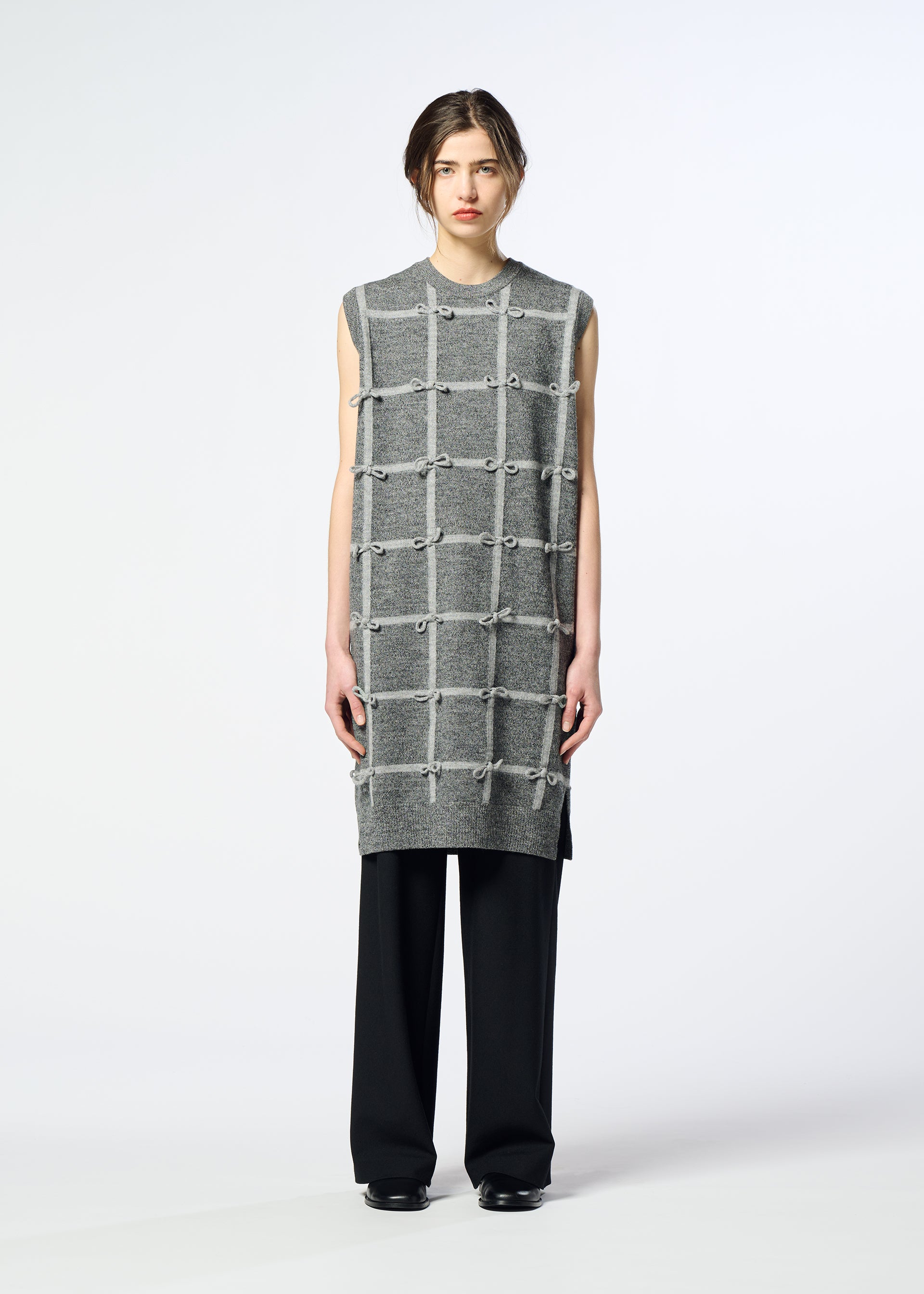 Issey Miyake Ribbon Knit vlněné šaty šedé s mašlemi