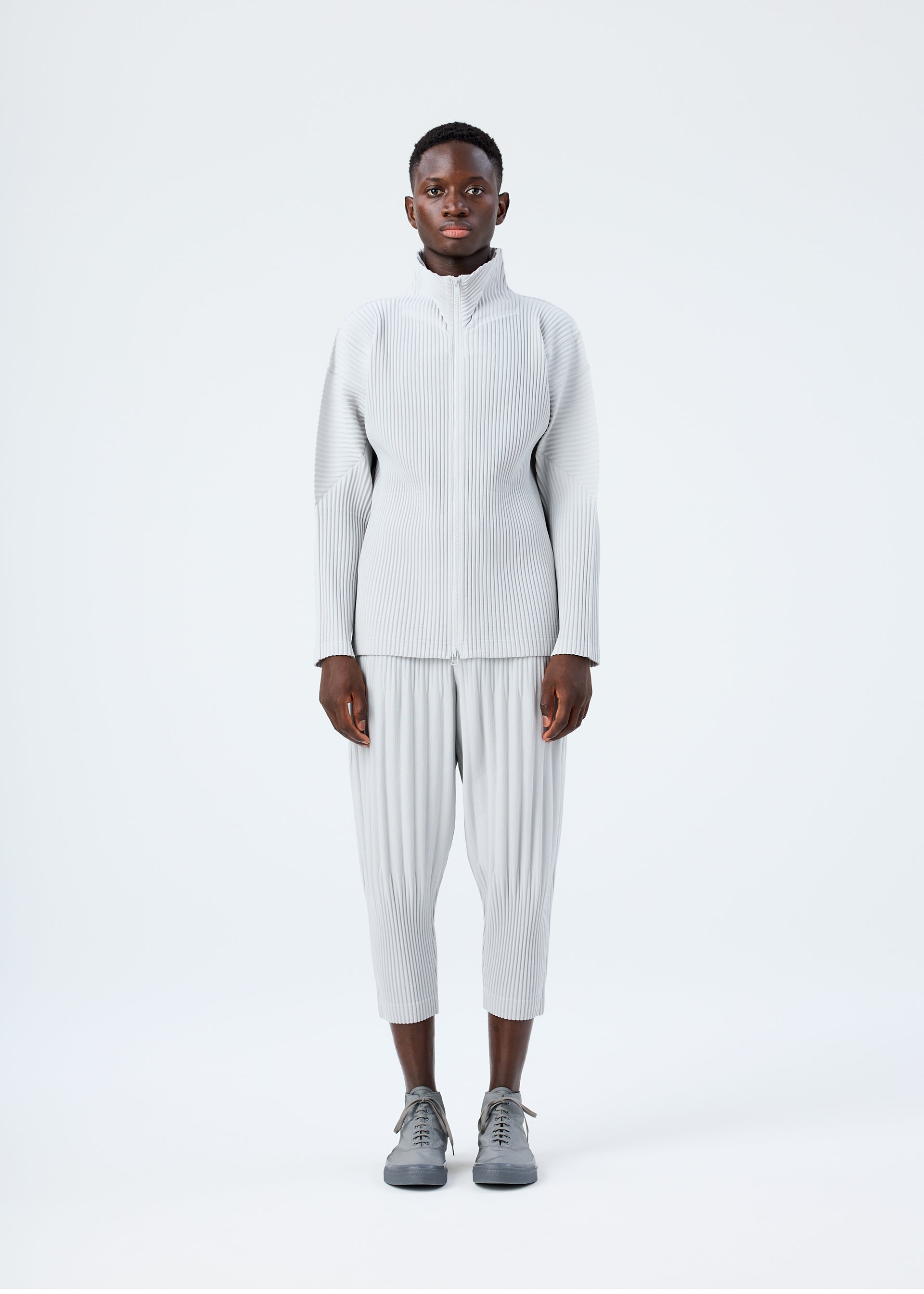 Issey Miyake Basics kalhoty černé cropped plisované