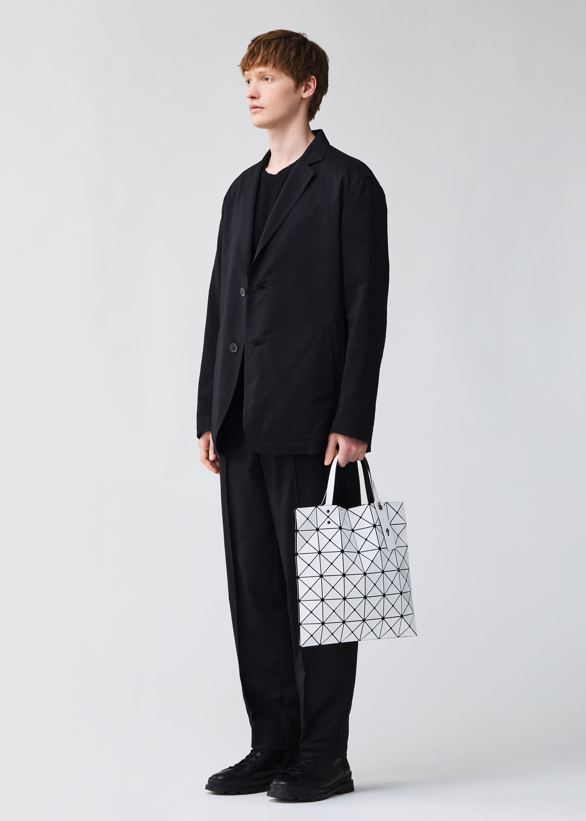Issey Miyake Lucent tote kabelka bílá trojúhelníky A4