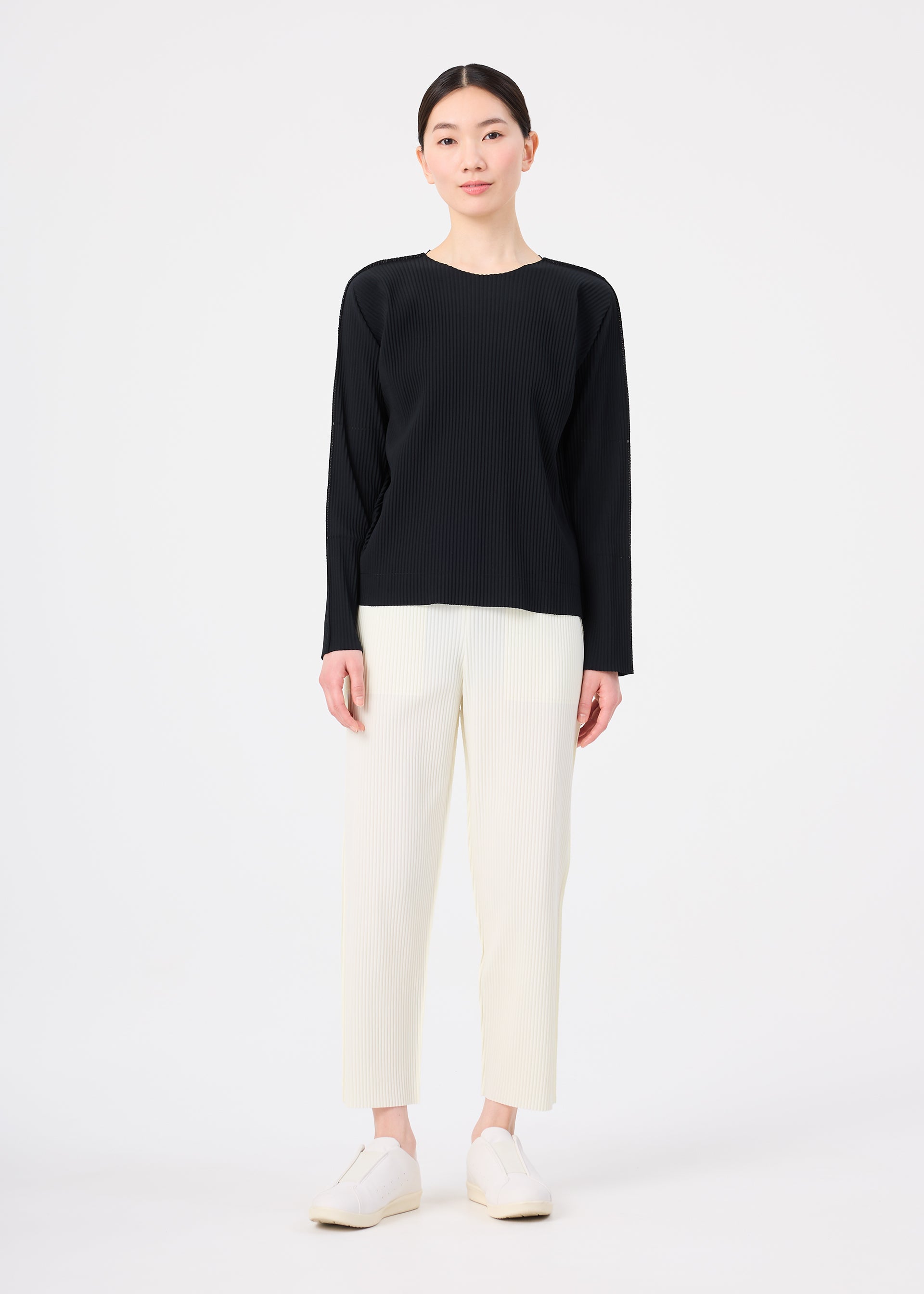 Issey Miyake Fine Knit Pleats plisovaný top bílá
