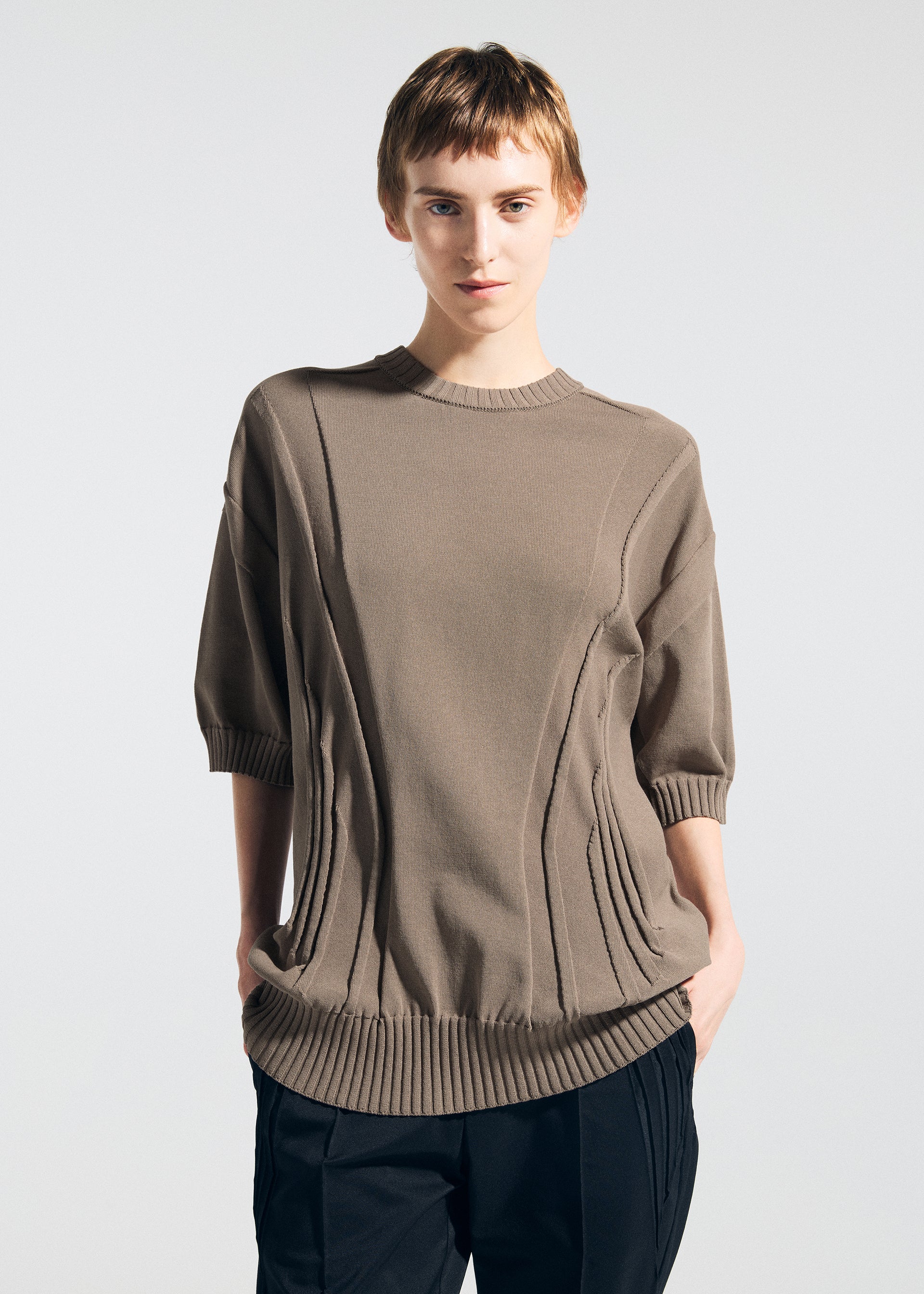 Issey Miyake Type-K 003-1 pletený top černá 2 pružný