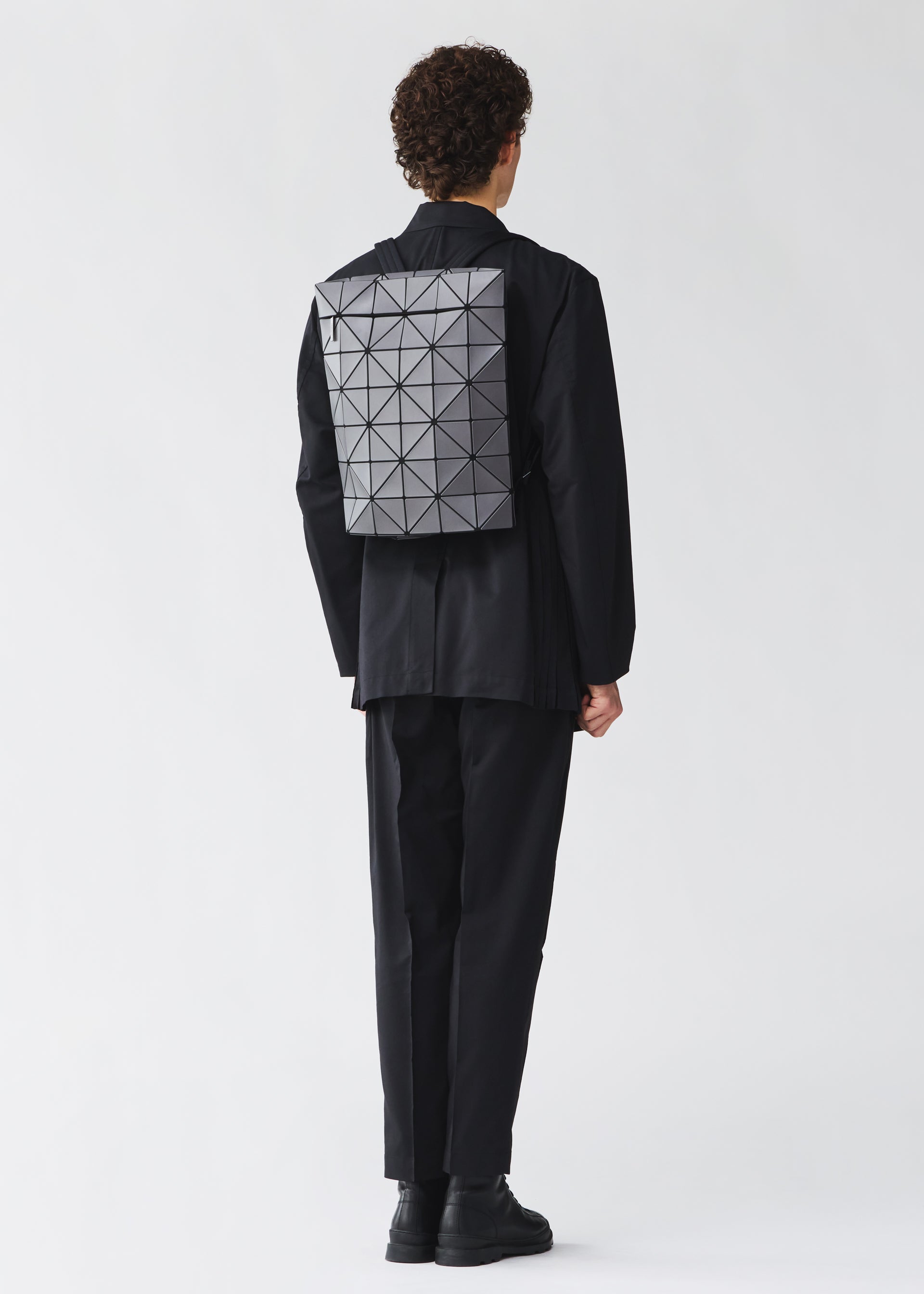 Issey Miyake Bao Bao Blocky batoh šedý na notebook