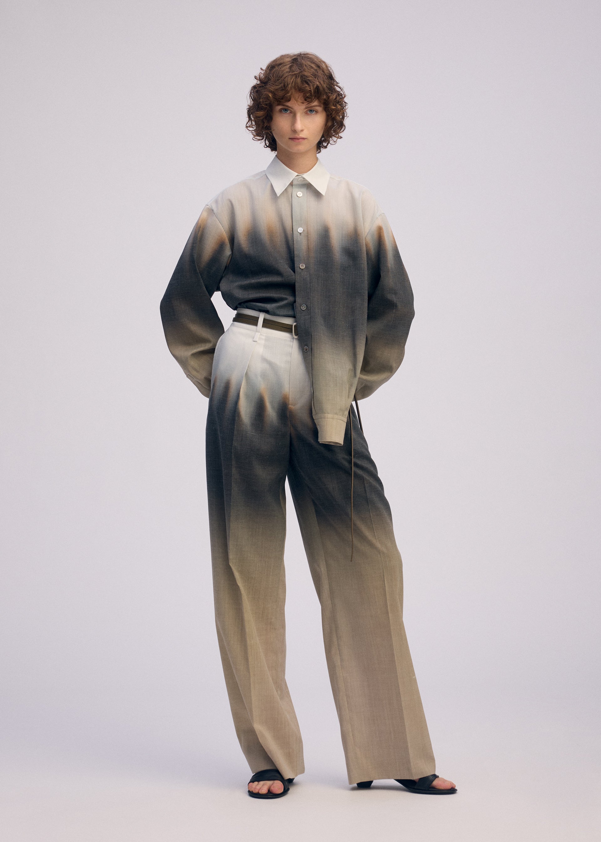 Issey Miyake Plumage vzorovaná košile Chukar ruční tisk