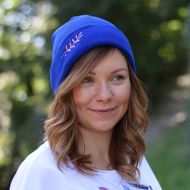 Magifešn WIN LOVE&NATURE bio čepice s výšivkou
