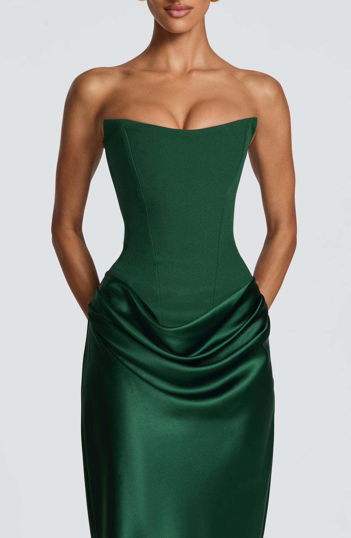 Norielle saténové bustier šaty dlouhé tmavě zelené