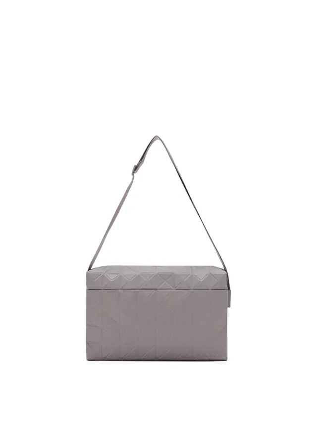 Issey Miyake Track velká kabelka šedá přes rameno