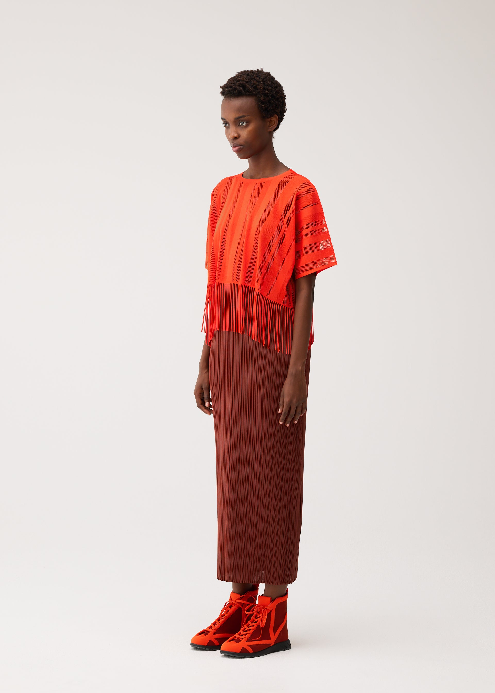 Issey Miyake A-POC Lace top černý s třásněmi