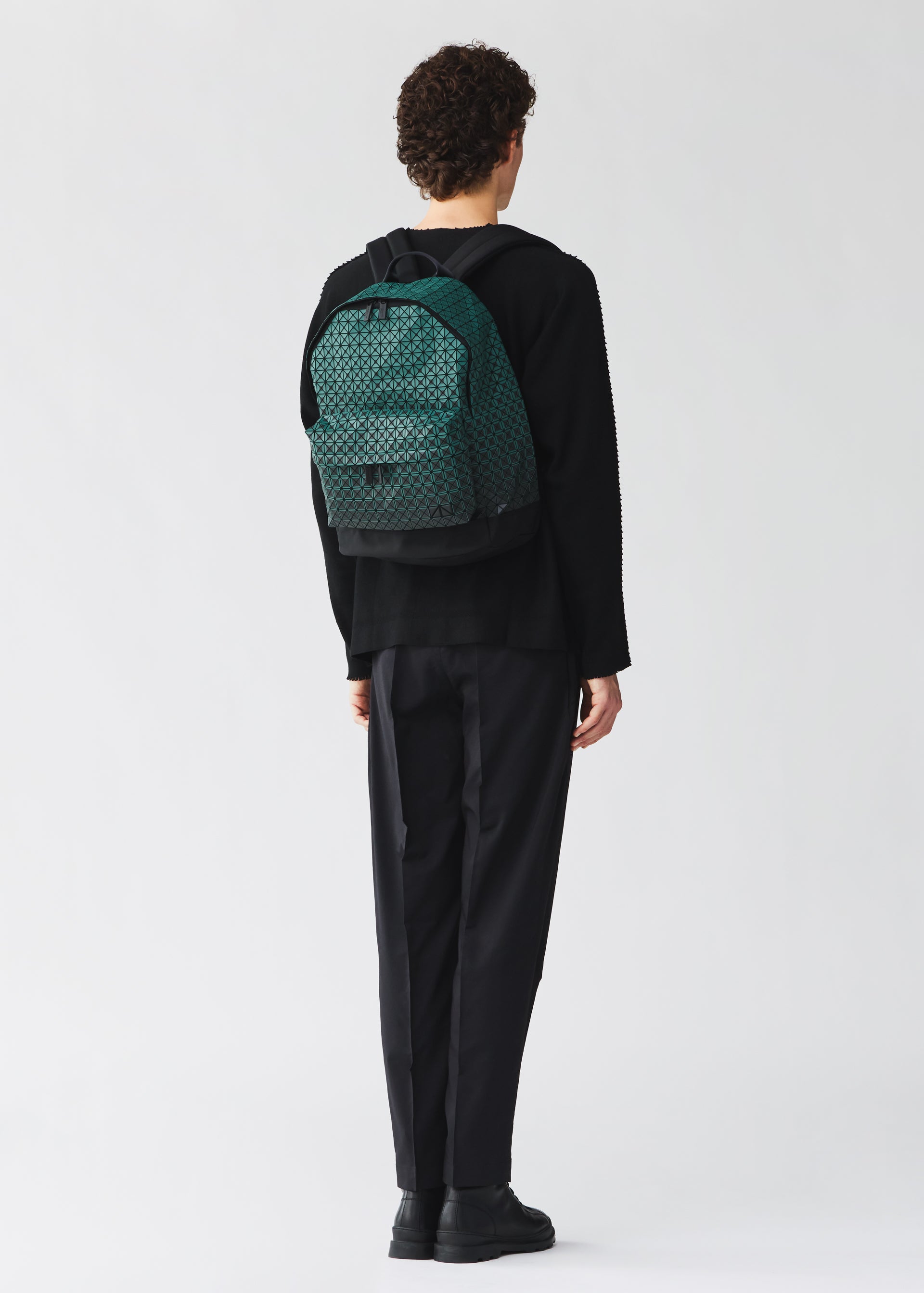 Bao Bao Issey Miyake Daypack Gradual batoh červená