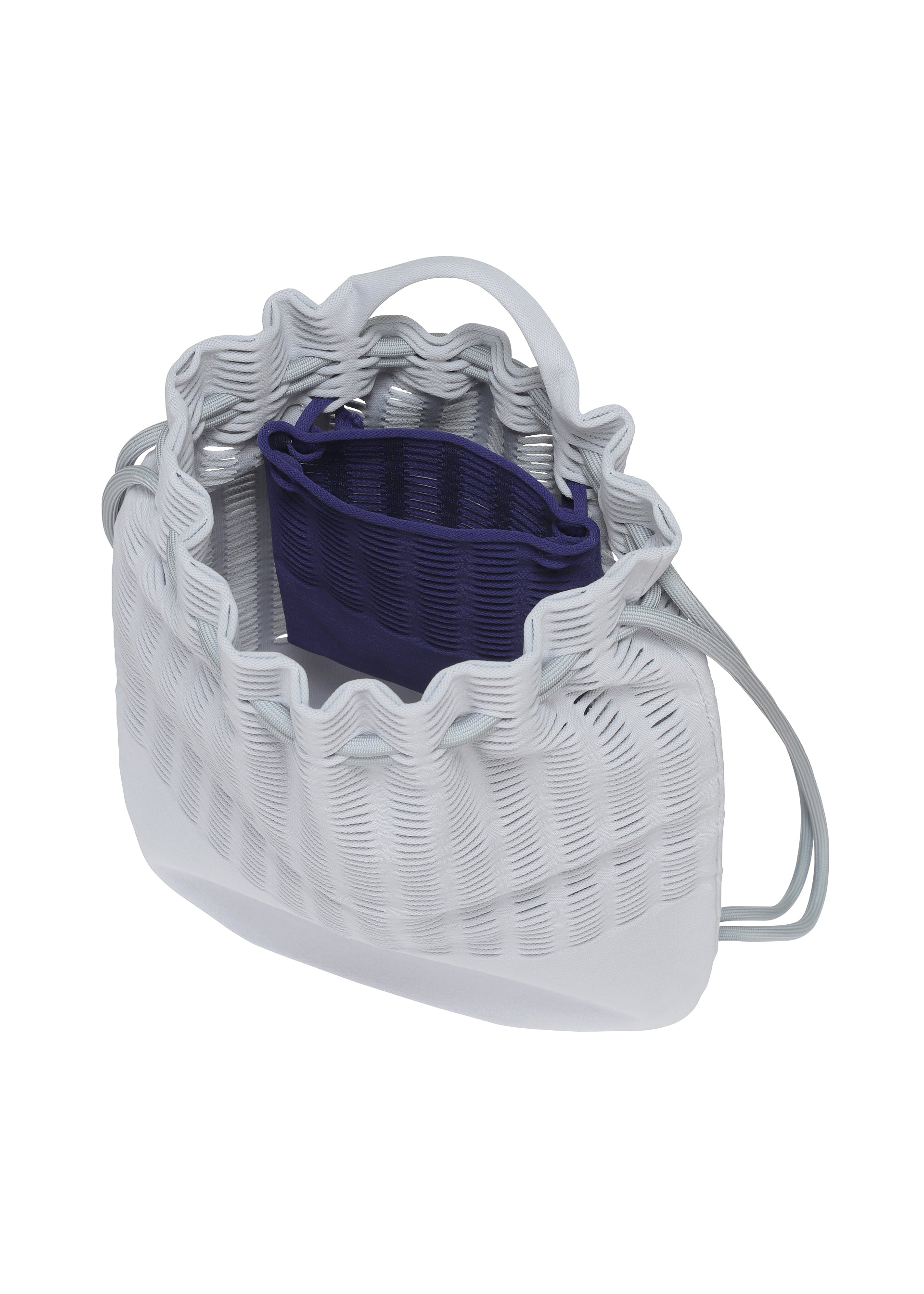 Issey Miyake Mokko Knapsack kabelka sky gray lehký úplet